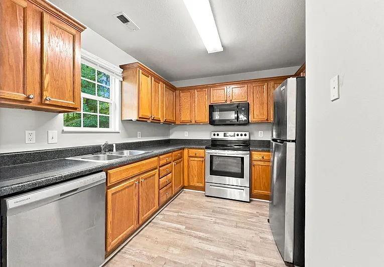 2 bed, 2.5 bath, $1,845 — Photo 4