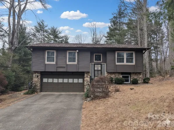 43 Deer Run Dr, Asheville, NC 28803