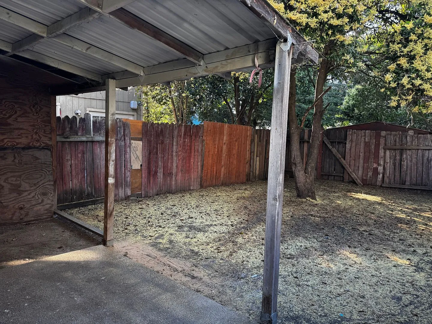 Charming 3BR Home in Stockton — Photo 2
