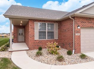 1334 Monterey Pine Dr #1334, Normal, IL 61761