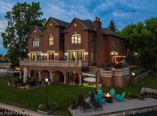 328 S Broadway St, Lake Orion, MI 48362