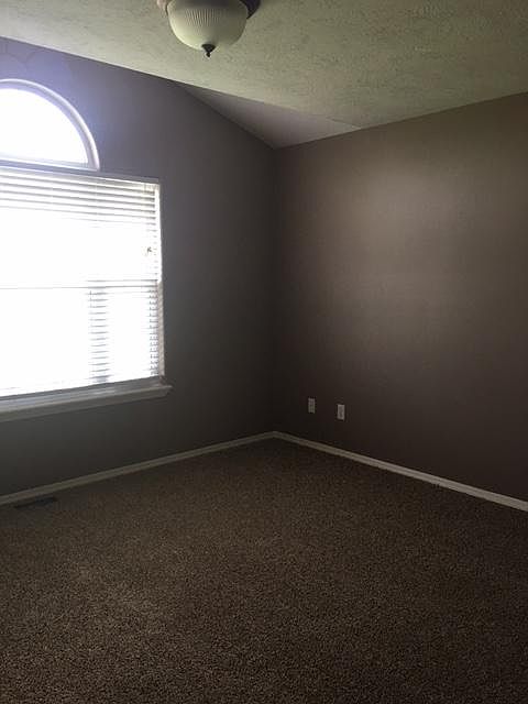 2nd image of 18050 Lotus Ln