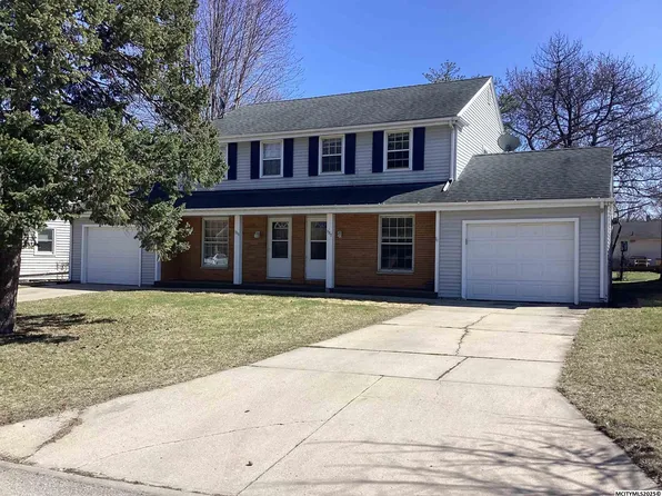 1315 & 1317 2nd St NW, Mason City, IA 50401