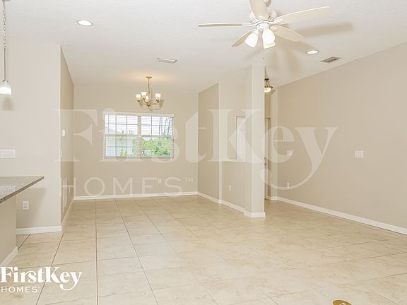 3rd image of 2443 Dalhart Ave