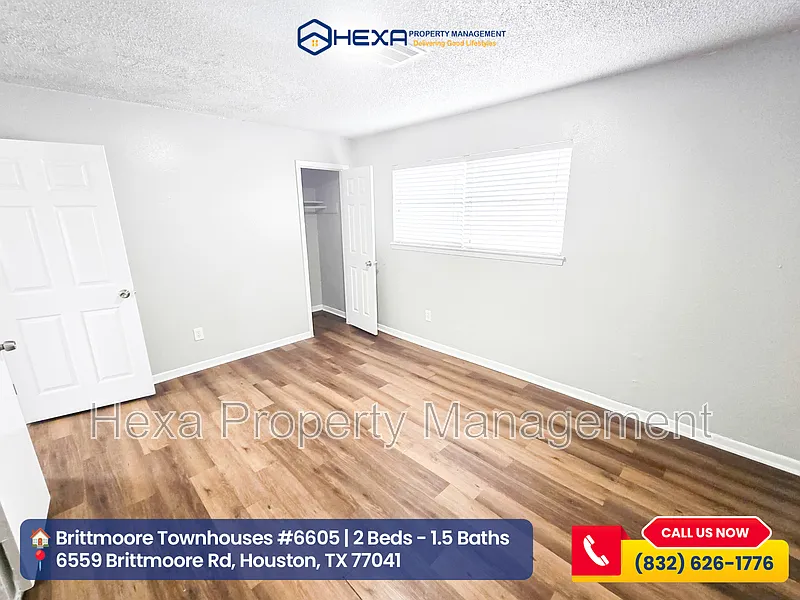 Brittmoore Townhouses — Photo 3