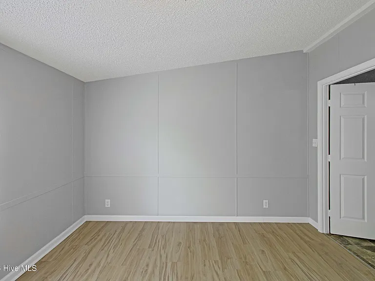 106 McGowan Rd — Photo 7