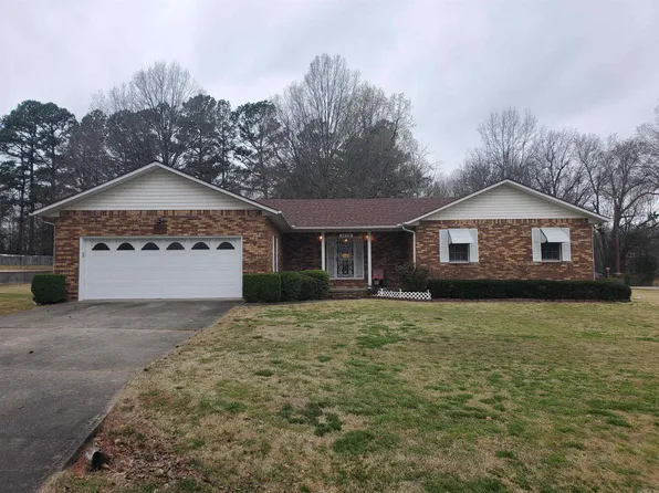 1078 Dogwood Dr, Piggott, AR 72454