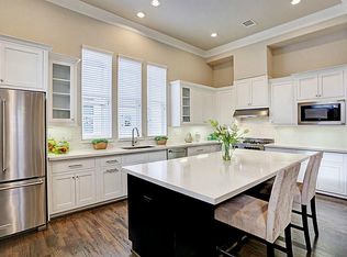 213 E 27th St, Houston, TX 77008