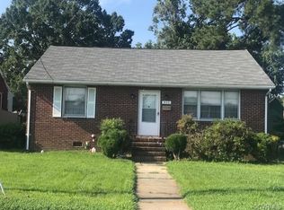 400 Ivey Ave, Colonial Heights, VA 23834