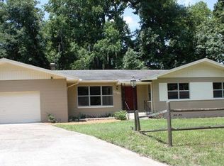 2068 Azalea Ln, Orange Park, FL 32073