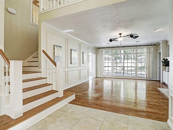 4th image of 3911 Laurel Rock Dr