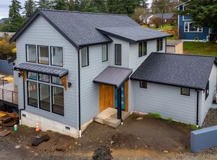 1110 Divine Ln, Bellingham, WA 98229