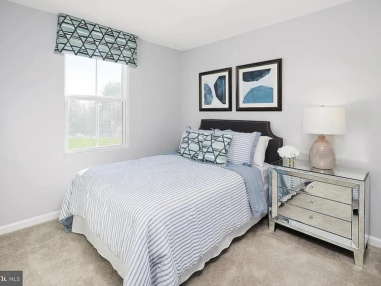 108 Nelson Ln #123 — Photo 3