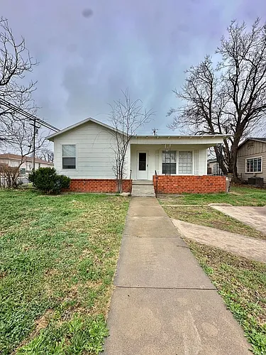 2101 North St Photo 1