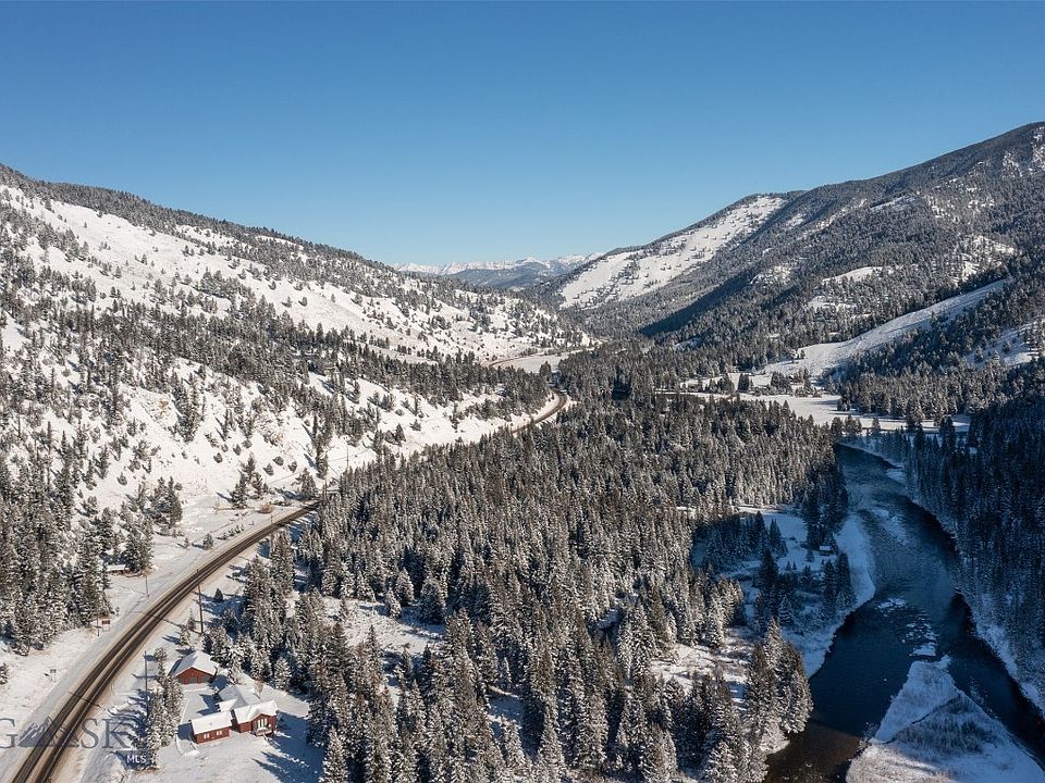 1st image of 48295 Gallatin Rd