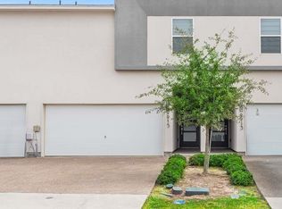 9915 Kaspar Dr #9915, Laredo, TX 78045