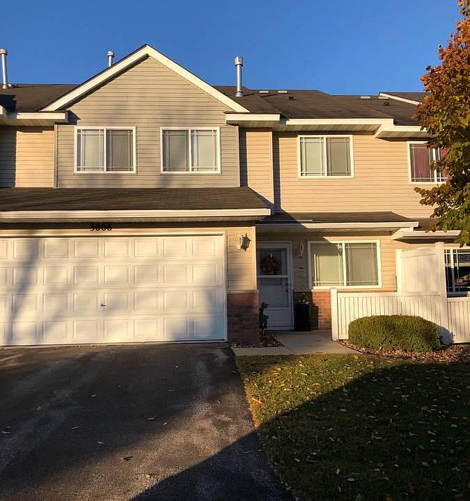 1st image of 3006 Pinehurst Dr #3006