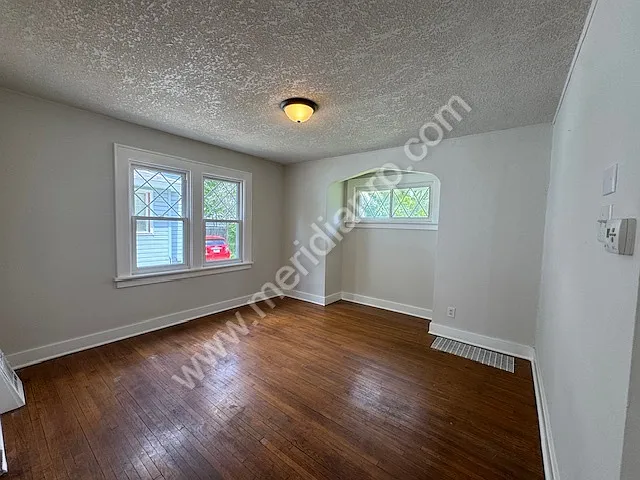 3317 Robinwood Drive - 1 — Photo 4