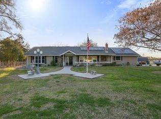 111 N Anderson Rd, Exeter, CA 93221