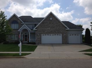 1012 Warrior Ct, Waunakee, WI 53597