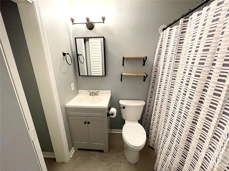 119 Mustang Dr — Photo 26