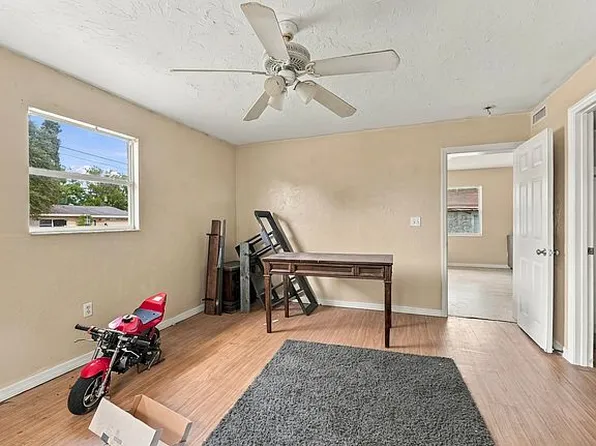2418 N Links Ave, Sarasota, FL 34234
