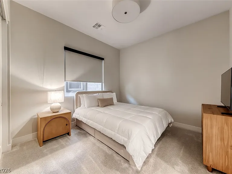 375 Portus Delphini Ct — Photo 28