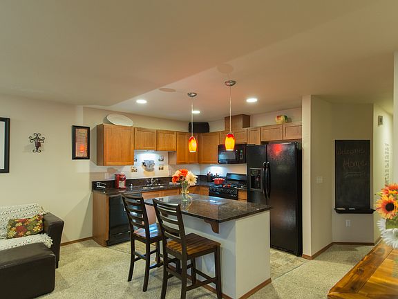 4th image of 8277 42nd Pl NE