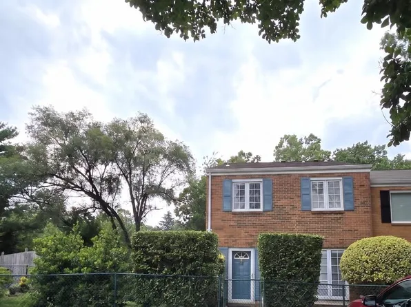 3375 Ardley Ct, Falls Church, VA 22041