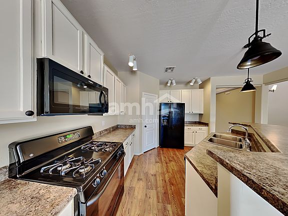 3rd image of 19395 E Carriage Way