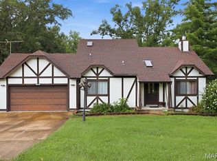 1891 Deer Run Trl, Pacific, MO 63069