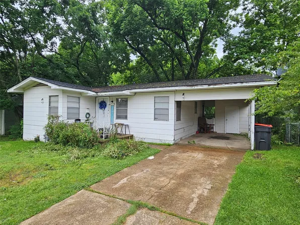 135 17th St NE, Paris, TX 75460
