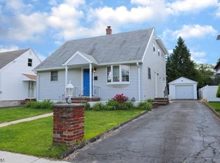 39 Runyon Rd, Clifton, NJ 07013