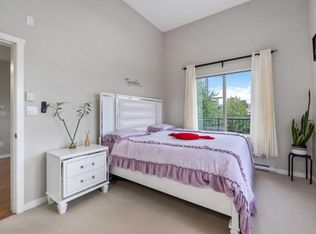 22290 North Ave #404, Maple Ridge, BC V2X