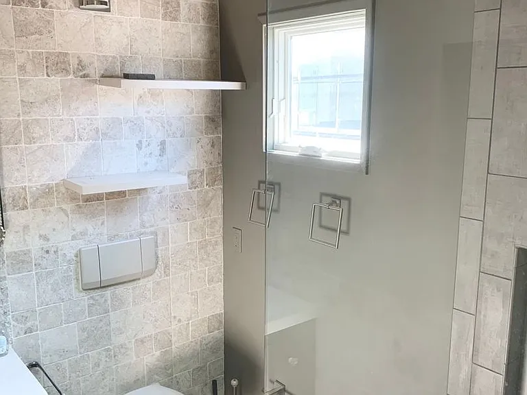 751 N Harper Ave — Photo 4
