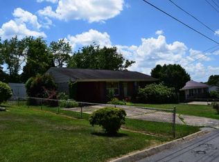 606 Bingham St, Elizabethton, TN 37643