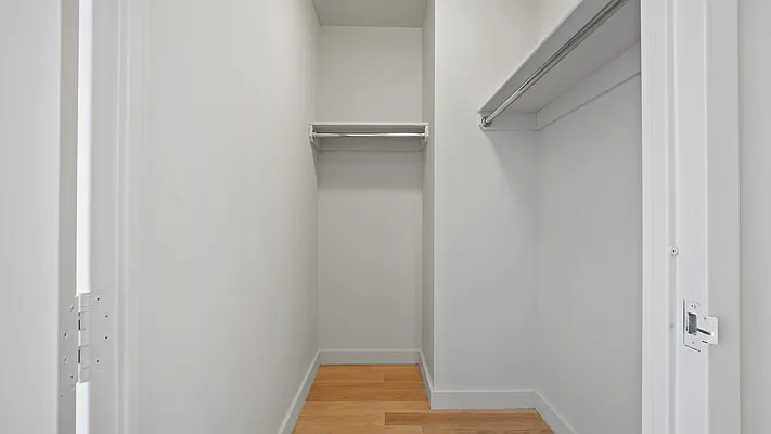 Rented by A & I Broadway | media 50