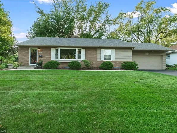 5524 Warwick Pl, Edina, MN 55436