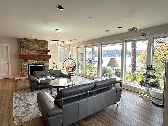 2nd image of 5437 Pleasure Point Ln SE
