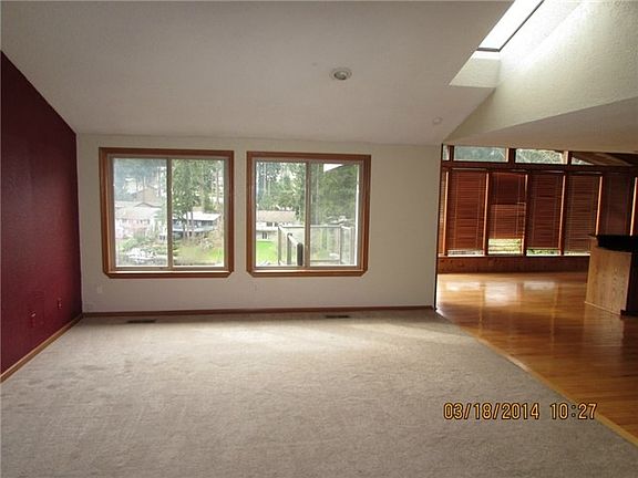 5th image of 18611 68th St E