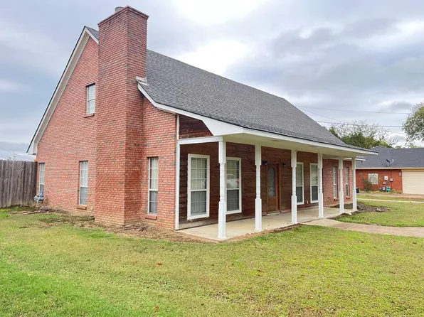 626 W Gresham St, Indianola, MS 38751