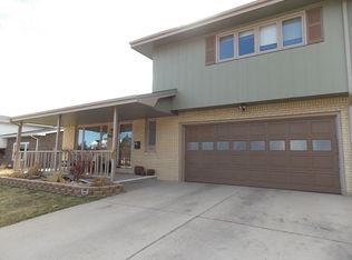 5420 Hamilton Ave, Cheyenne, WY 82009