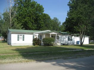 402 N Cypress St, Essex, MO 63846