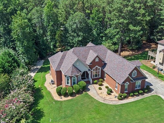 5th image of 812 Treeline Dr