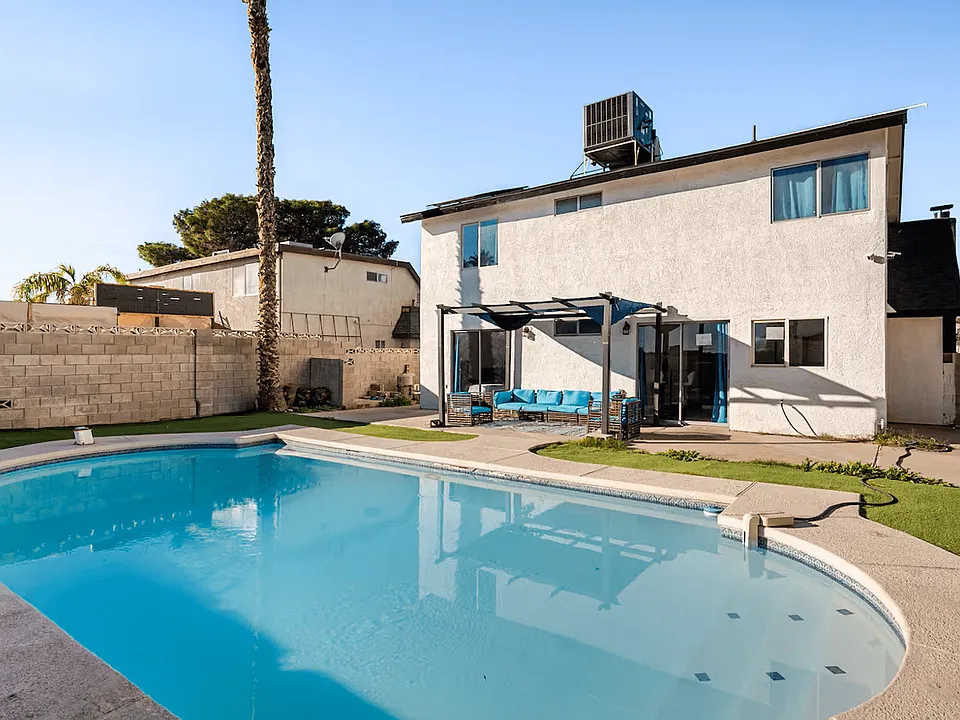 Bridgeview Cir