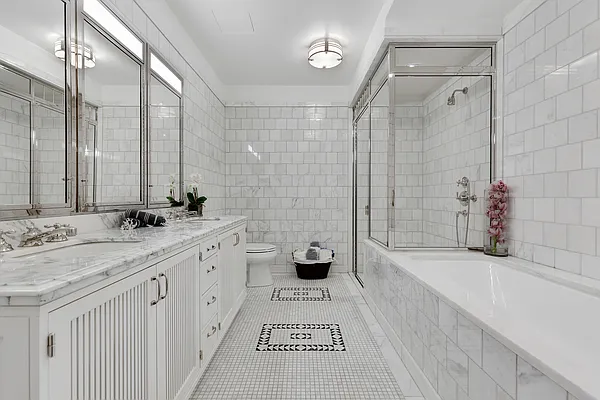 Sold by Douglas Elliman | media 15