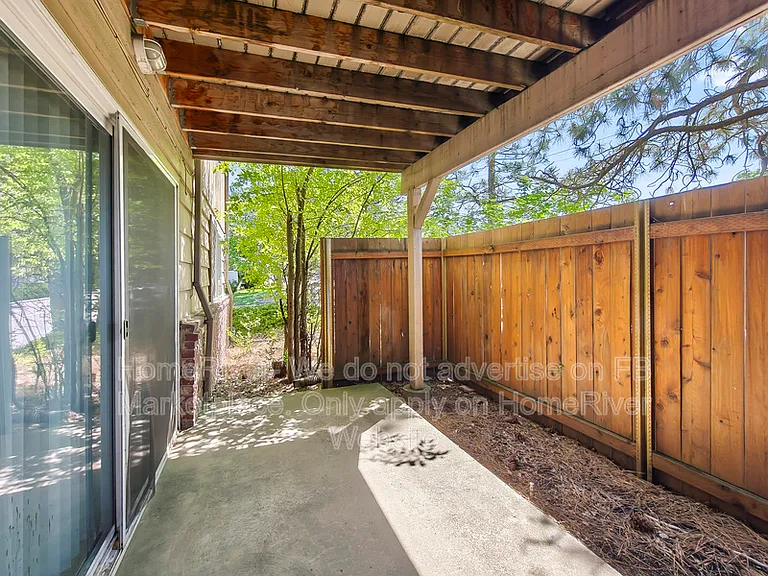 3221 S Regal St #1 — Photo 17