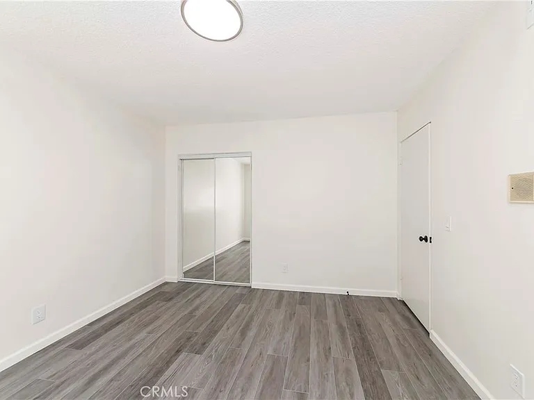 4610 Rockbluff Dr — Photo 16