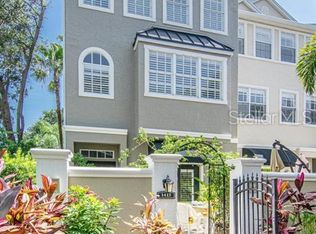 1411 Harbour Walk Rd, Tampa, FL 33602