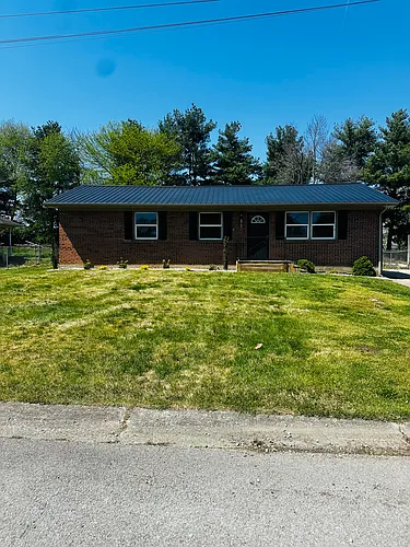 1105 Emory Rd Photo 1